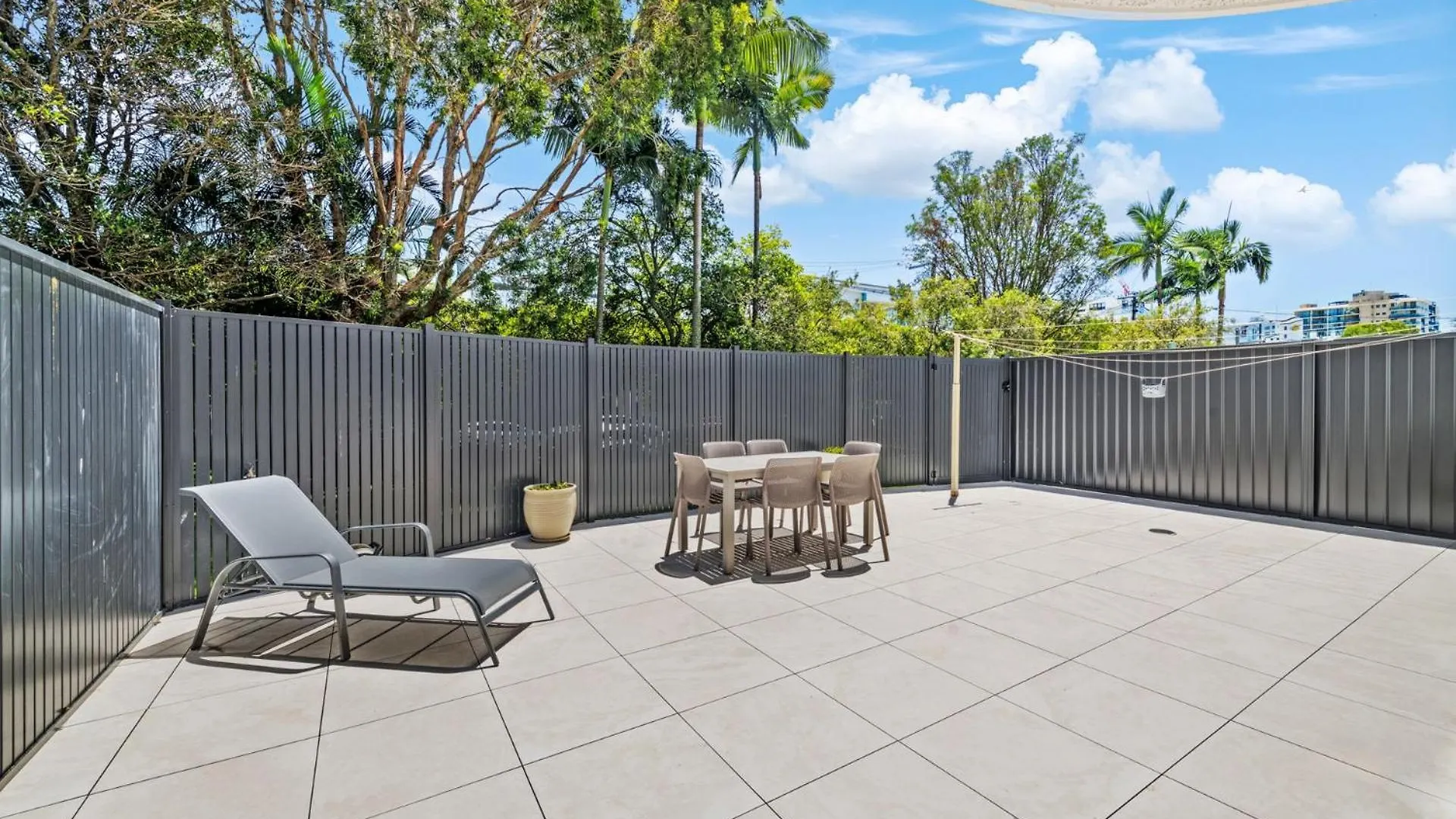 4 Bedroom Apartment In Amazing Riverdance, In The Heart Of Mooloolaba 0*,  Australien